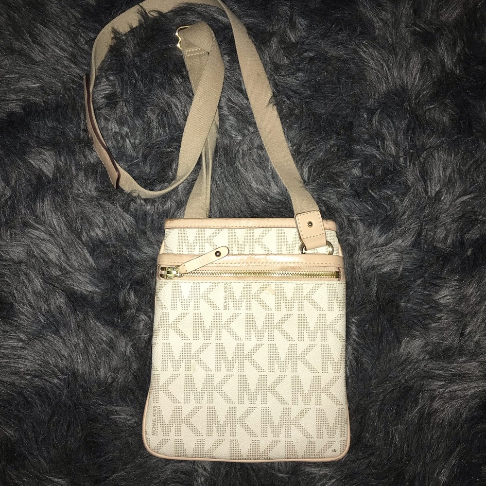 Michael Kors Crossbody Bag